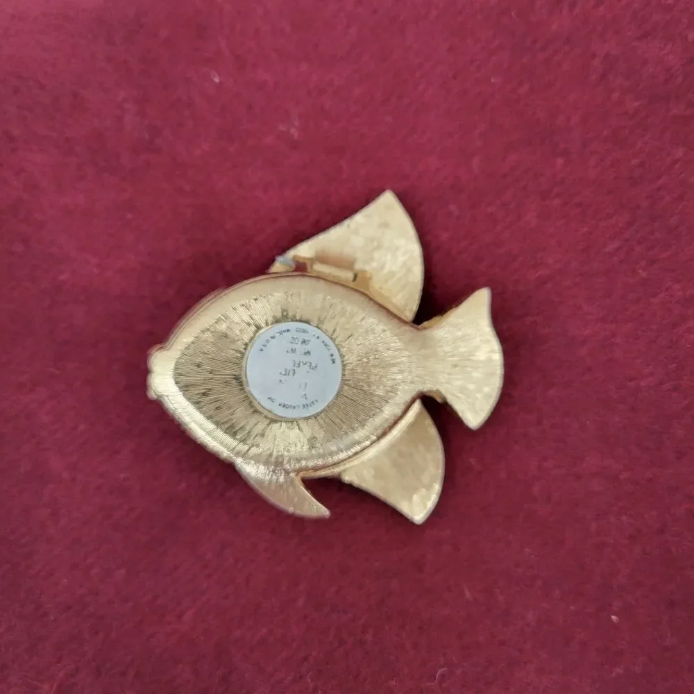 Estee Lauder Tropical Fish White Linen Compact Trinket Box 90s